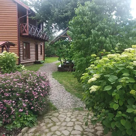 Mandrivnyk Ferienhaus Mykulytschyn