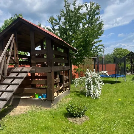 Mandrivnyk Semesterbostad *