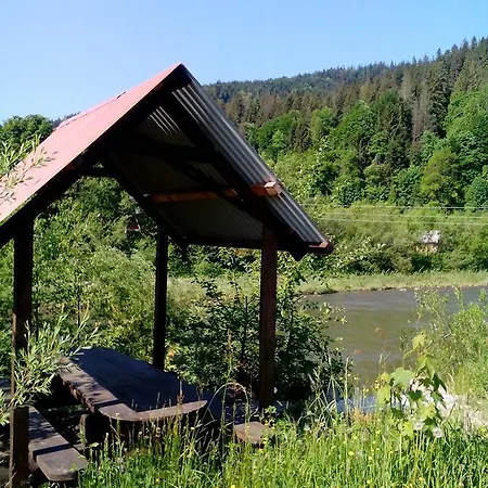 Ferienhaus Mandrivnyk Mykulytschyn