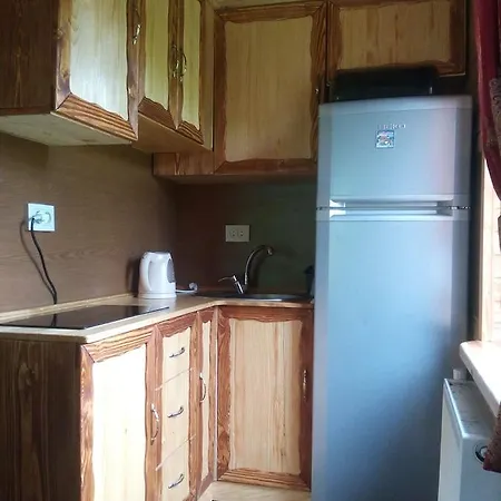 Mandrivnyk Ferienhaus Mykulytschyn