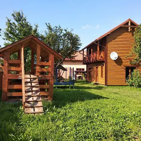 Semesterbostad Mandrivnyk *