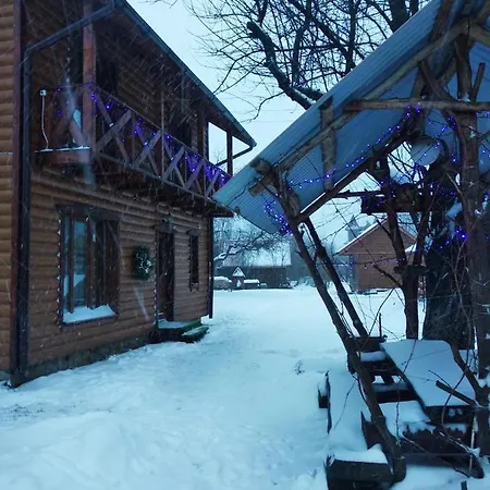 Дом отдыха Mandrivnyk Микуличин